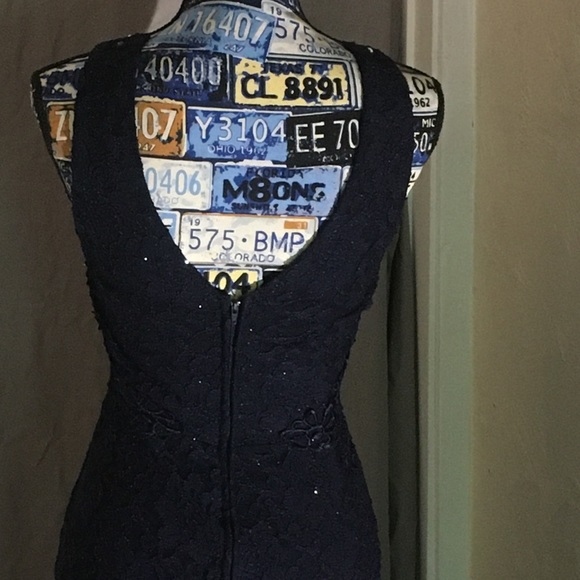 Navy blue prom/homecoming gown - Picture 6 of 10